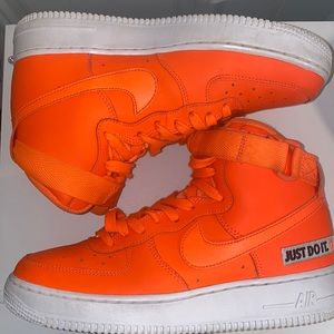Nike Airforce One Orange Hightop Sneaker